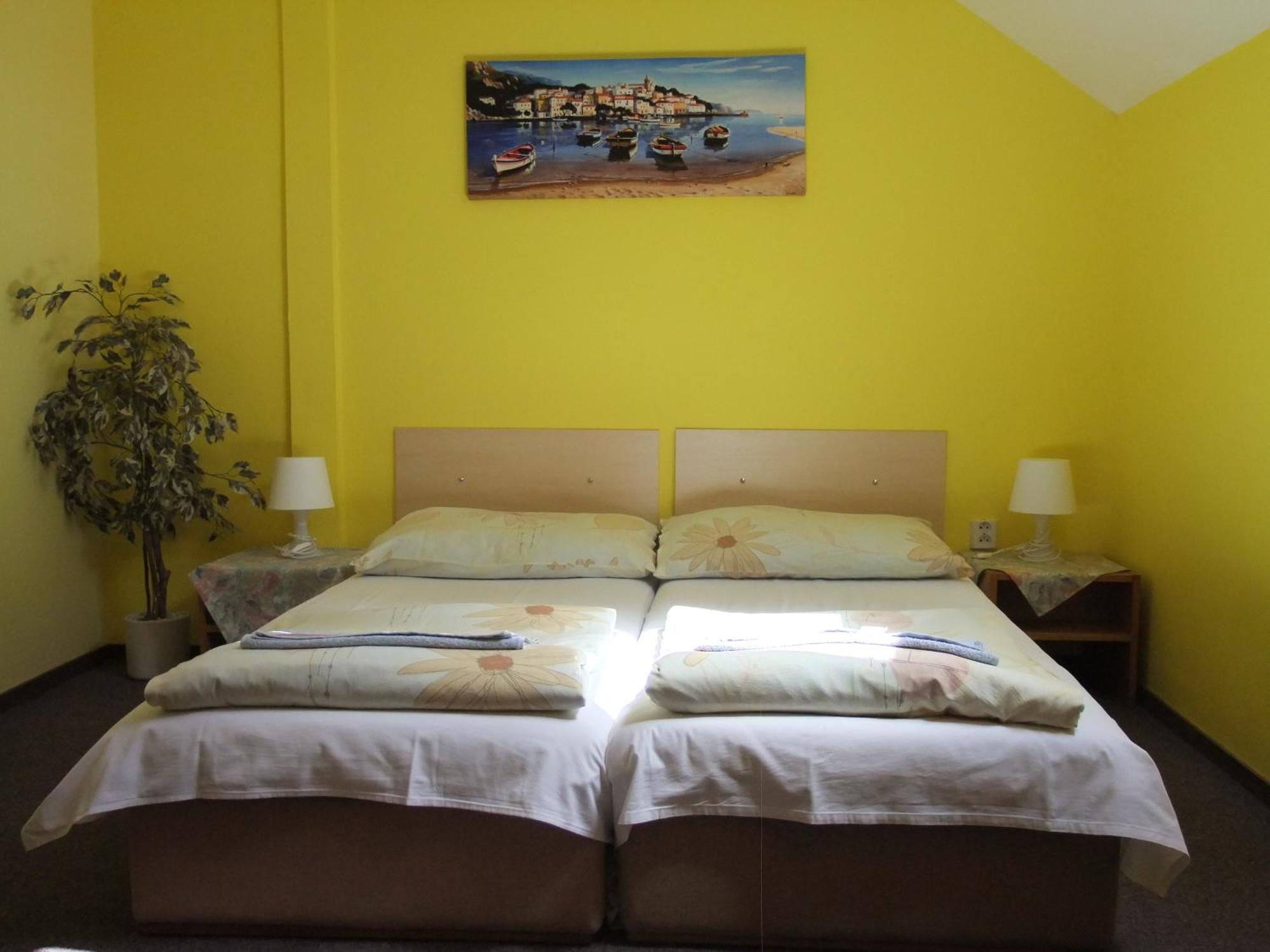דצ'ין Hotel Formule מראה חיצוני תמונה