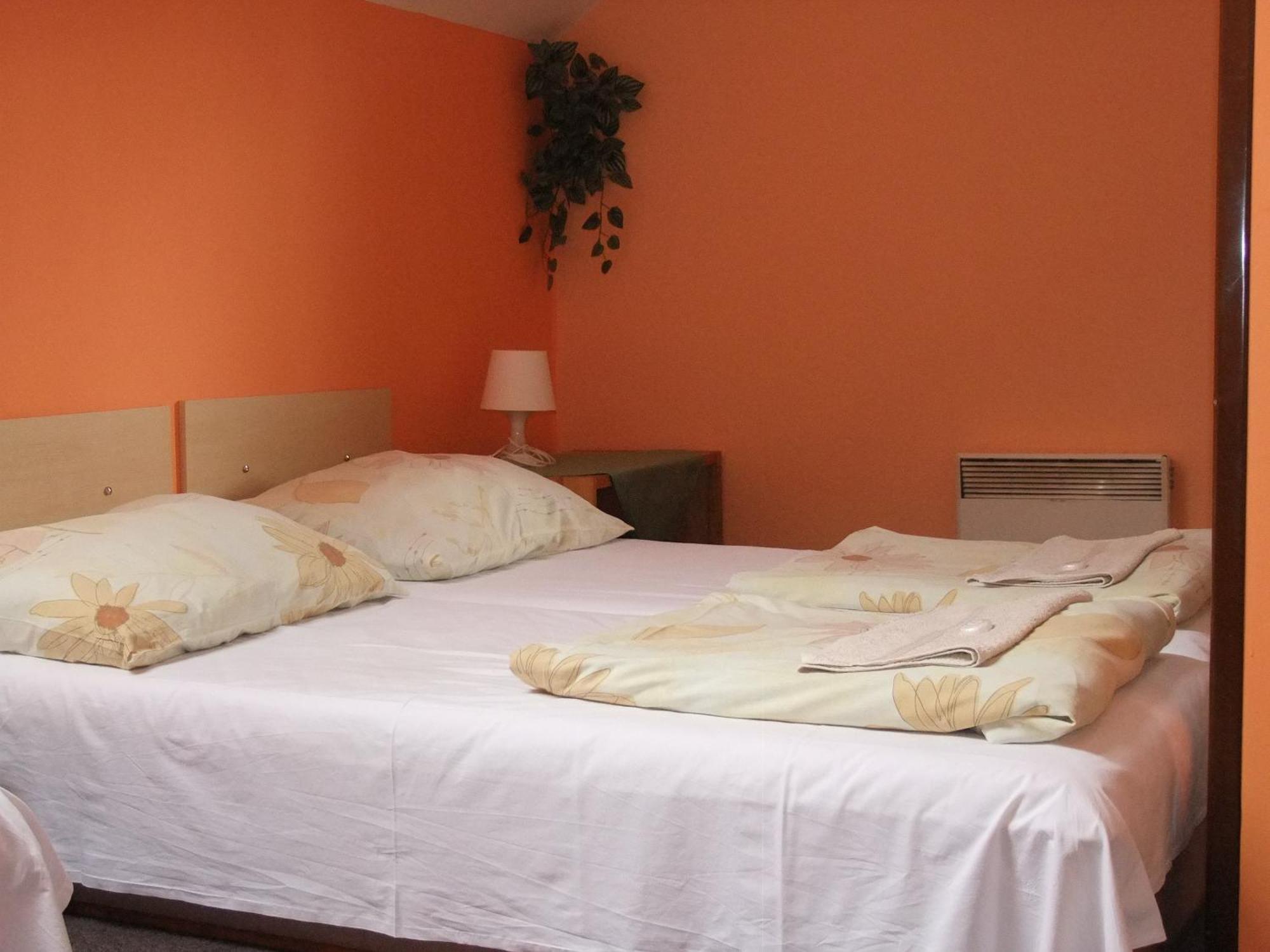 דצ'ין Hotel Formule מראה חיצוני תמונה