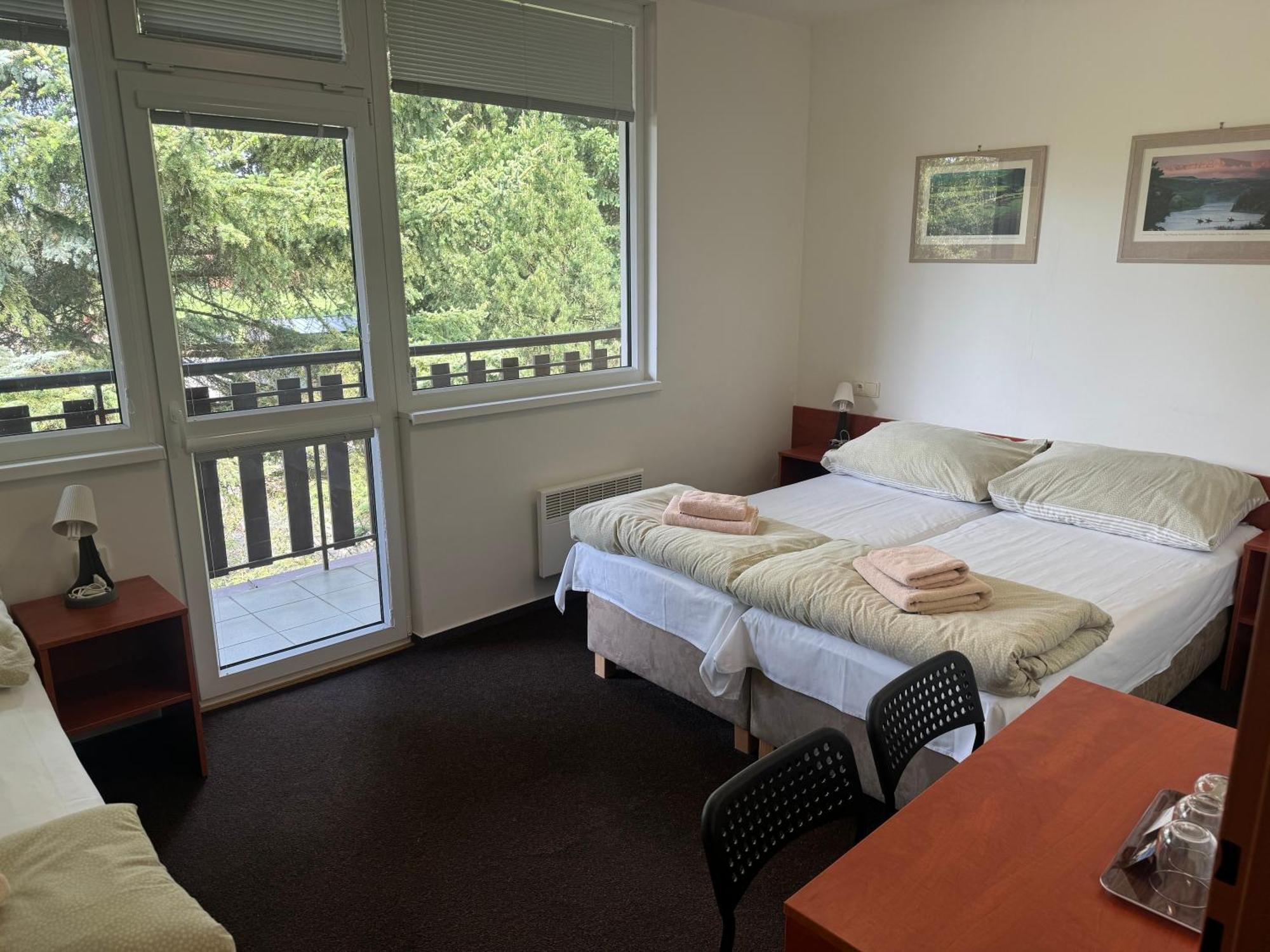 דצ'ין Hotel Formule מראה חיצוני תמונה